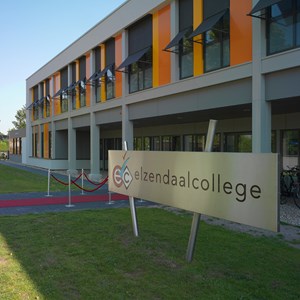 Schoolventilatie bij Elzendaalcollege - Boxmeer Schoolventilatie bij Elzendaalcollege - Boxmeer
