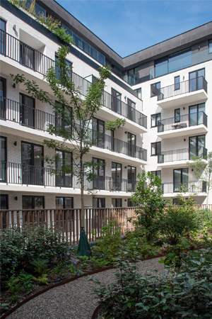 La façade du complexe d'appartements The Green à Nieuwpoort