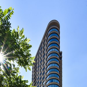State residential tower block - Amsterdam (NL)