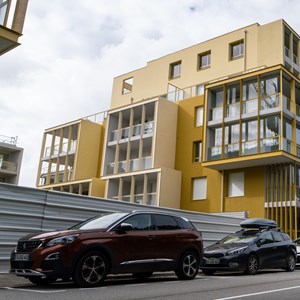Apparence ludique et creative pour bâtiment Blue Dock à Vannes Apparence ludique et creative pour bâtiment Blue Dock à Vannes