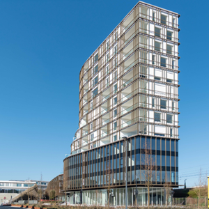 Des lames architecturaux embellissent le boulevard historique Des lames architecturaux embellissent le boulevard historique