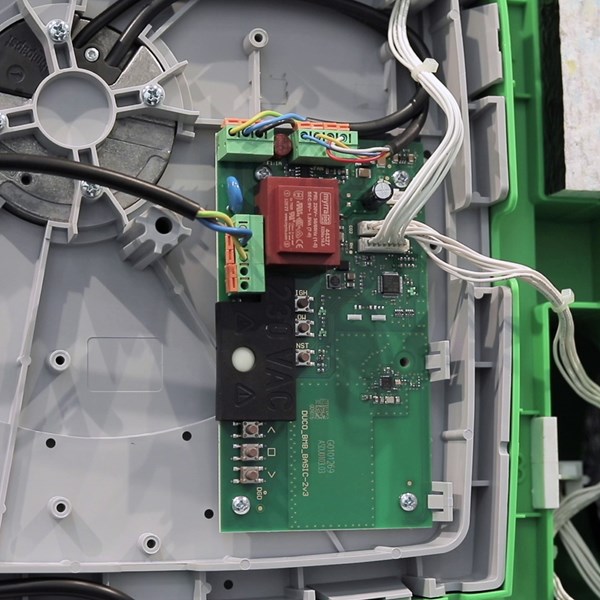 remplacer le circuit imprimé de la DucoBox Silent FR
