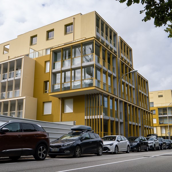 Apparence ludique et creative pour bâtiment Blue Dock à Vannes